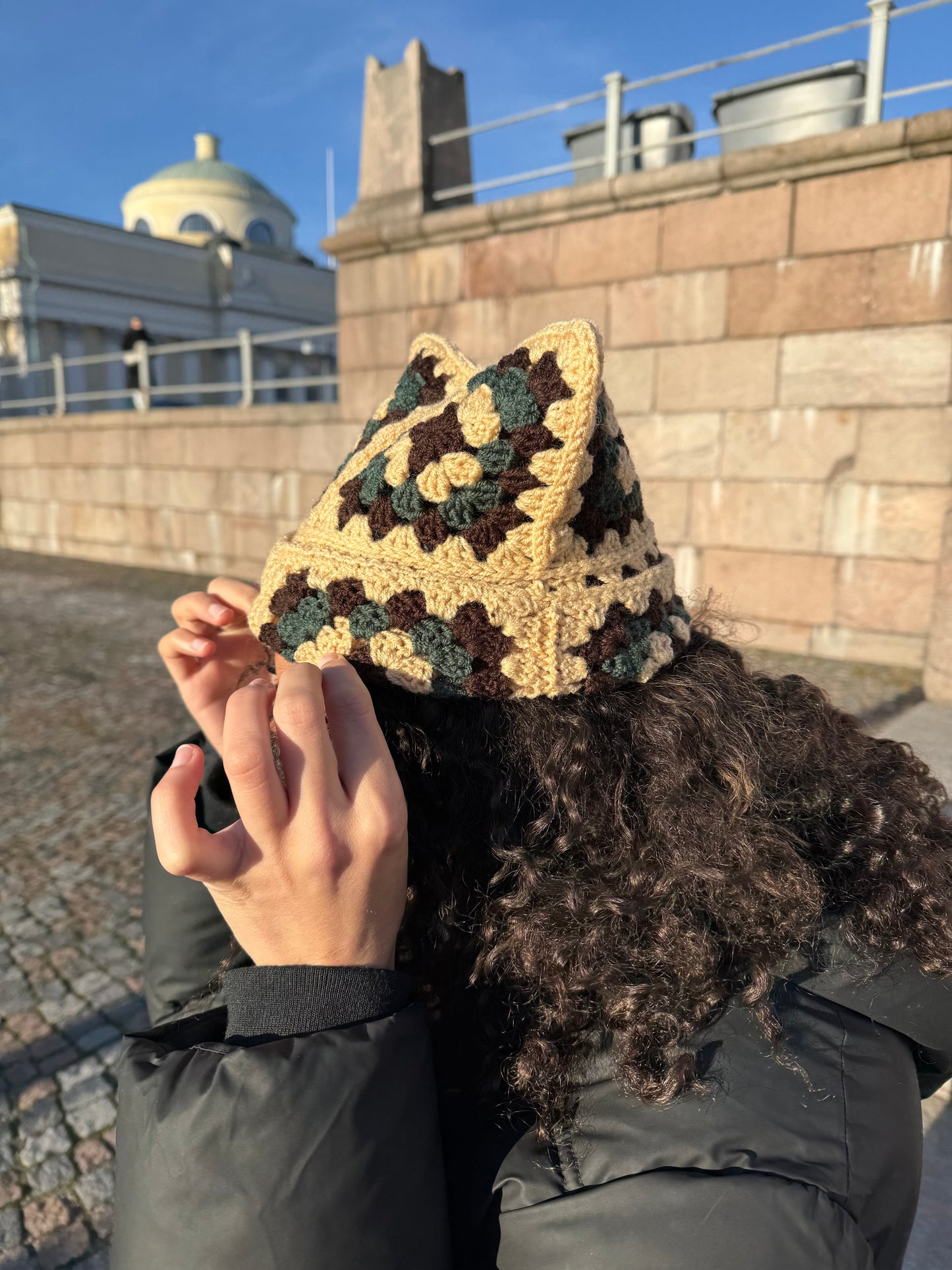 BEIGE FOREST KISSAPIPO